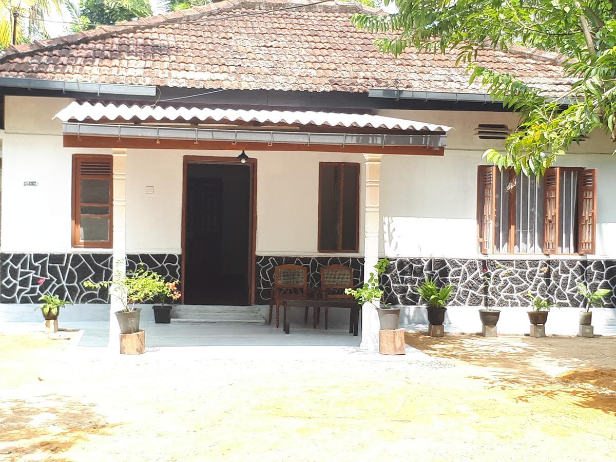New Sam Tourist Inn Weligama Exterior photo