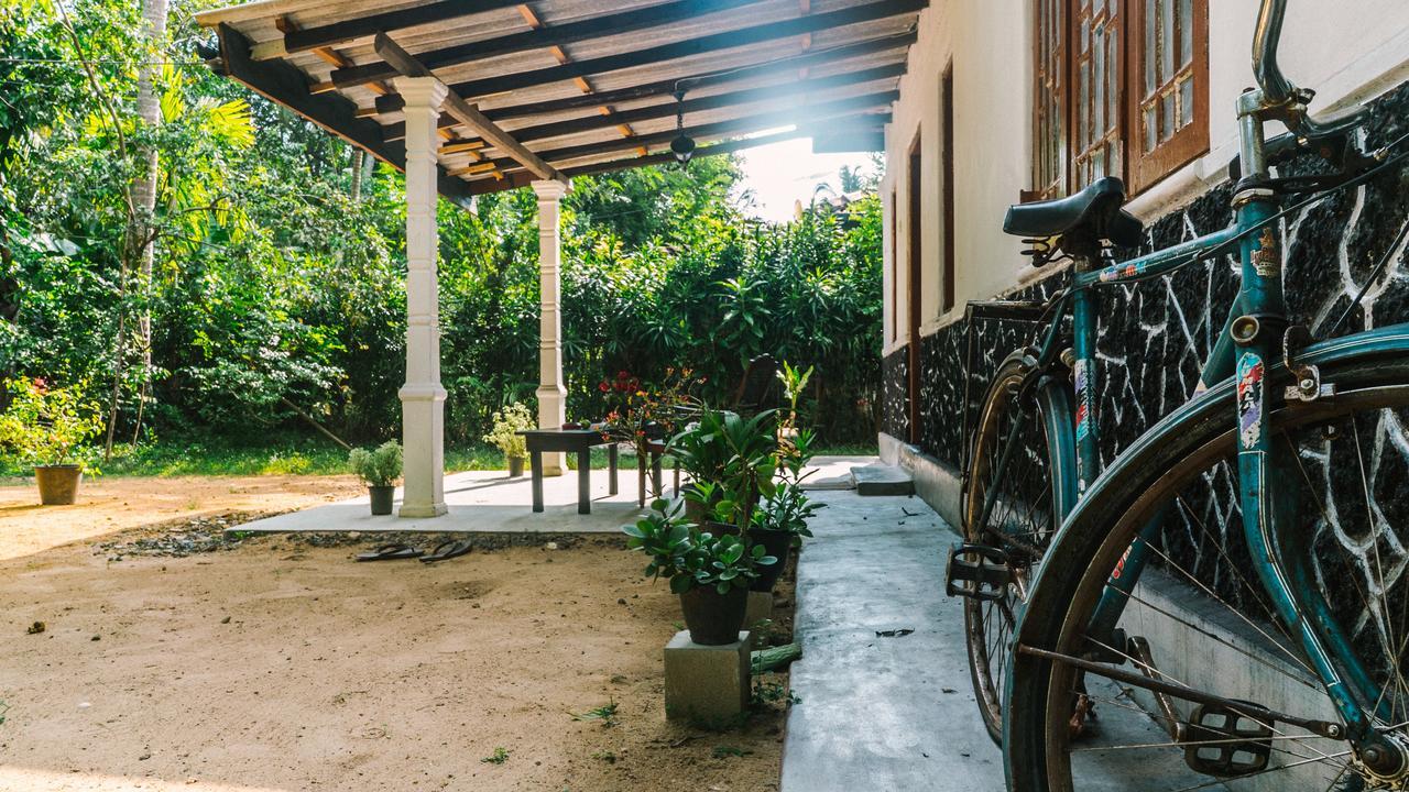 New Sam Tourist Inn Weligama Exterior photo
